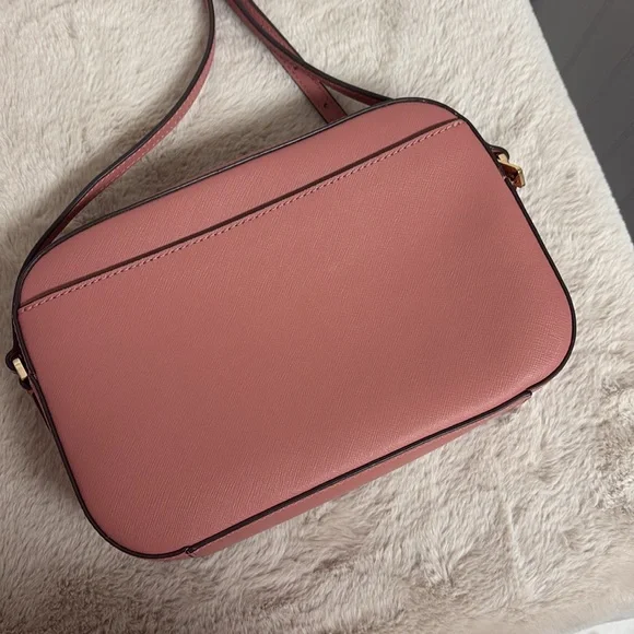 Michael Kors Jet Set Large Saffiano Leather Crossbody Bag - Picture 6 of 16